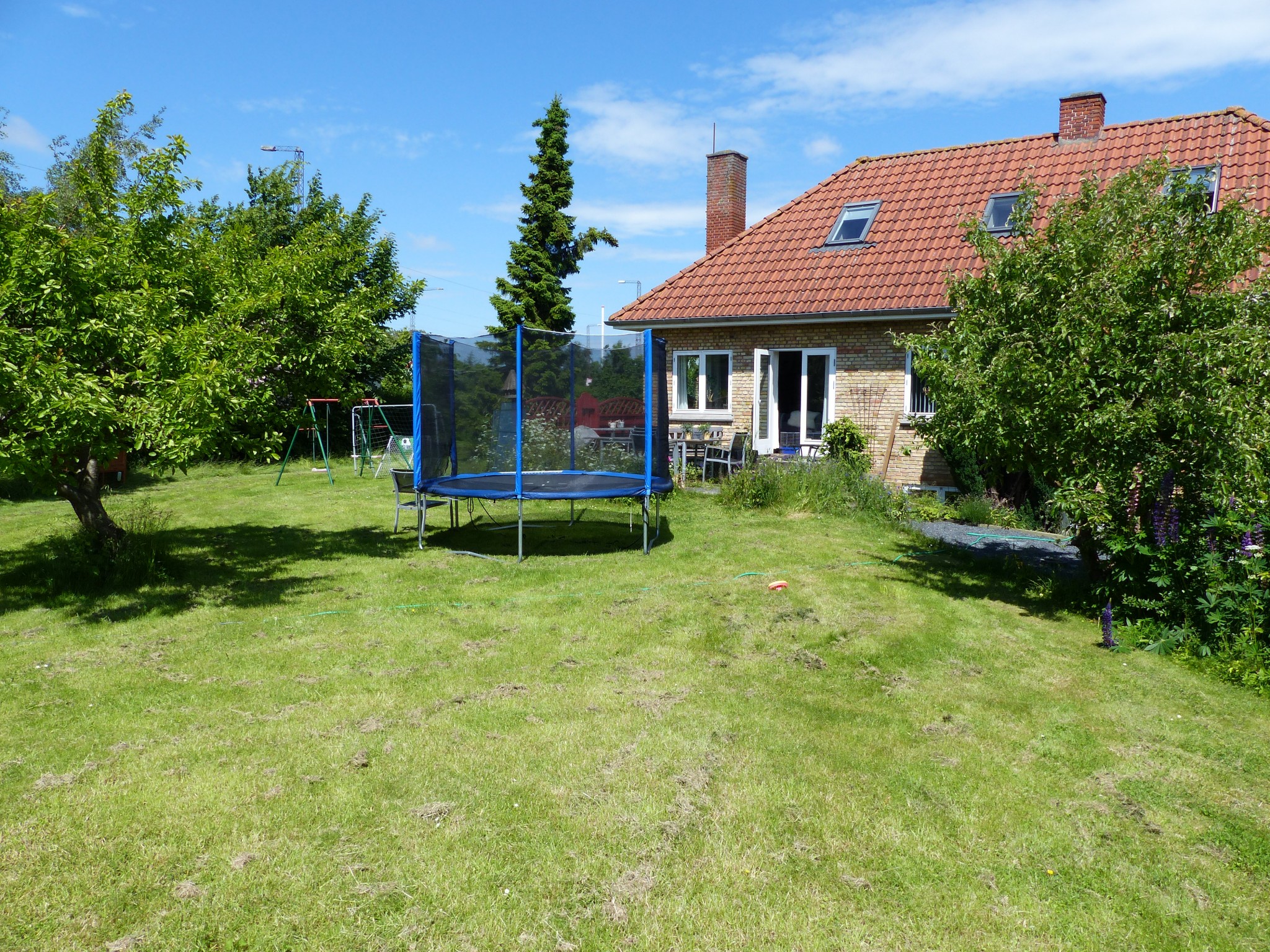 House is rented out - YES!